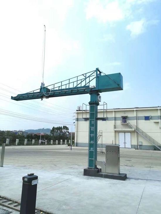 Intelligent grain truck probe working in the grain warehouse